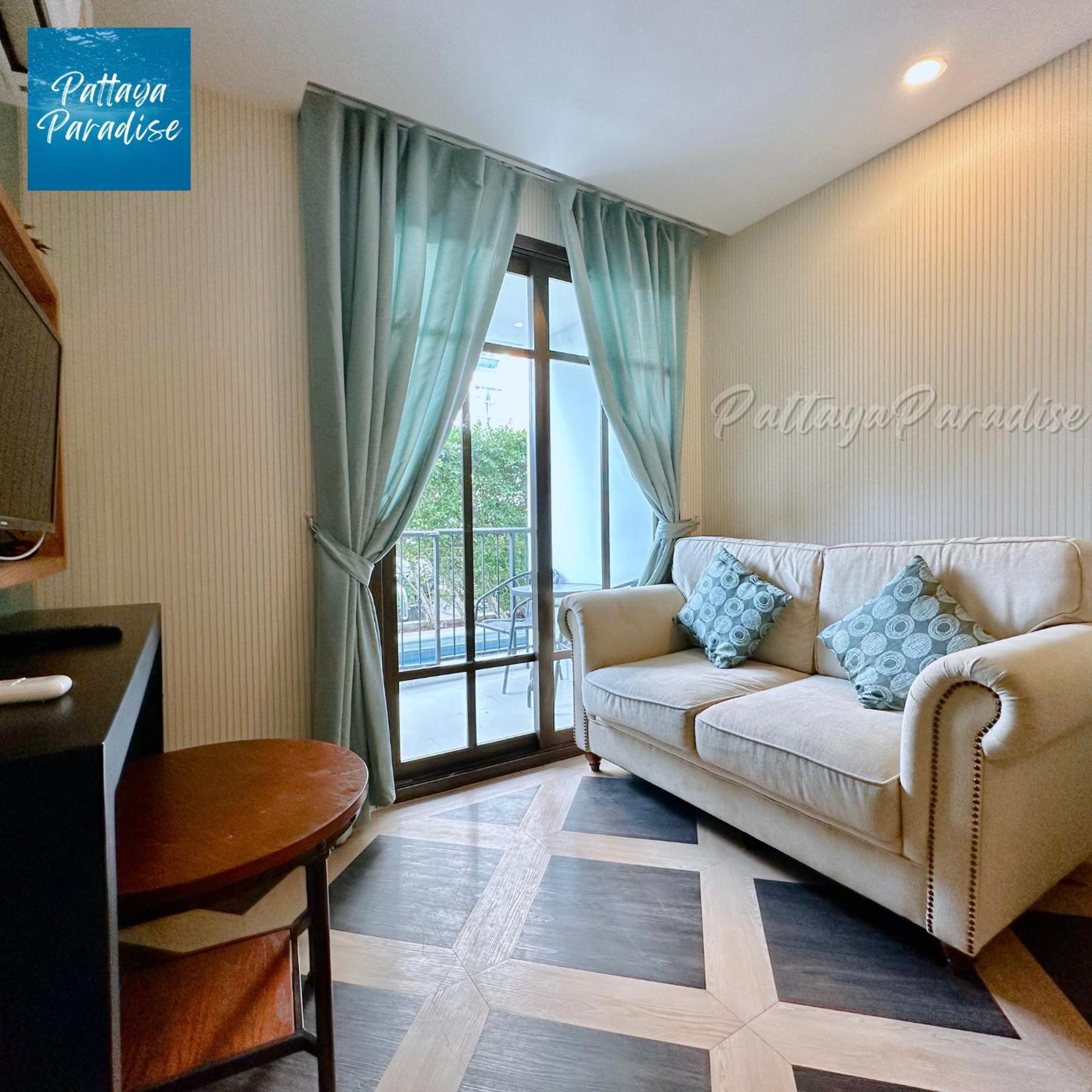 Espana Resort Jomtien Beach Pattaya Екстериор снимка