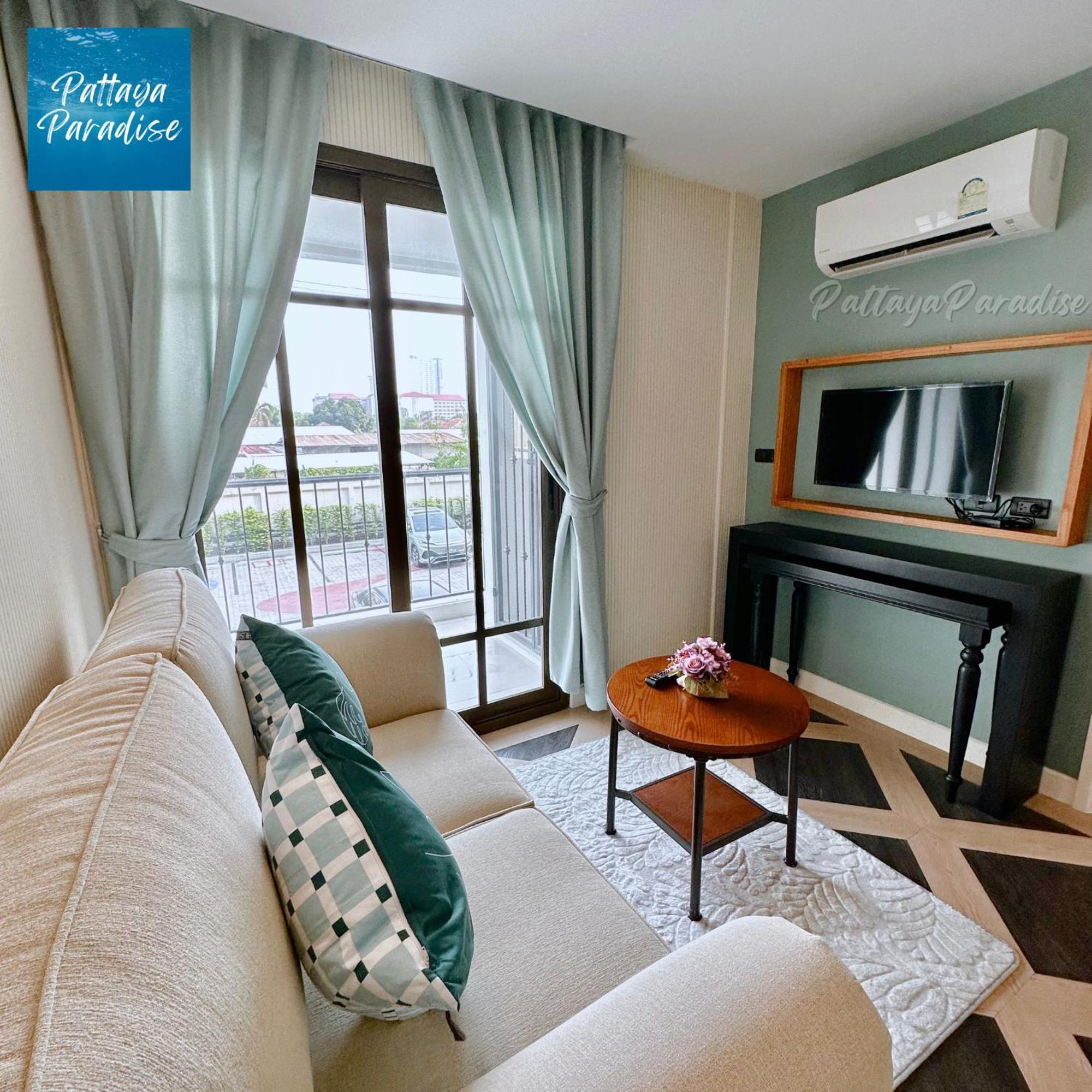 Espana Resort Jomtien Beach Pattaya Екстериор снимка